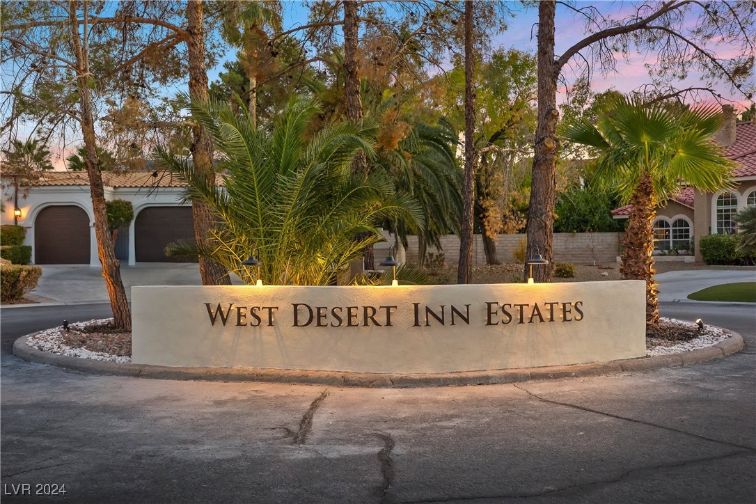 Perfectly situated in the exclusive West Desert In