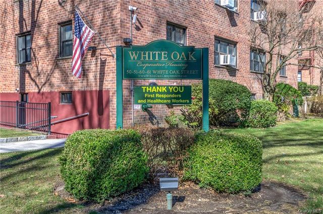 $164,900 | 50 White Oak Street, Unit 3G | Huguenot Park