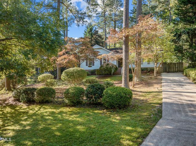 $440,000 | 5809 Heatherbrook Circle | North Raleigh