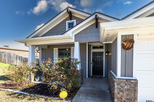 $299,000 | 401 Molly Lane | Eagle Peak