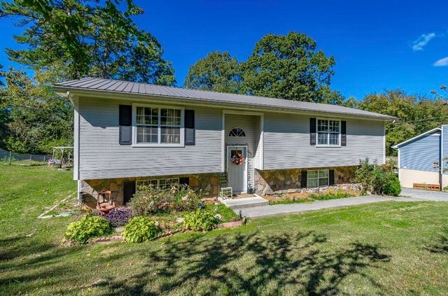 $309,000 | 5439 Village Garden Drive | Ooltewah-Summit