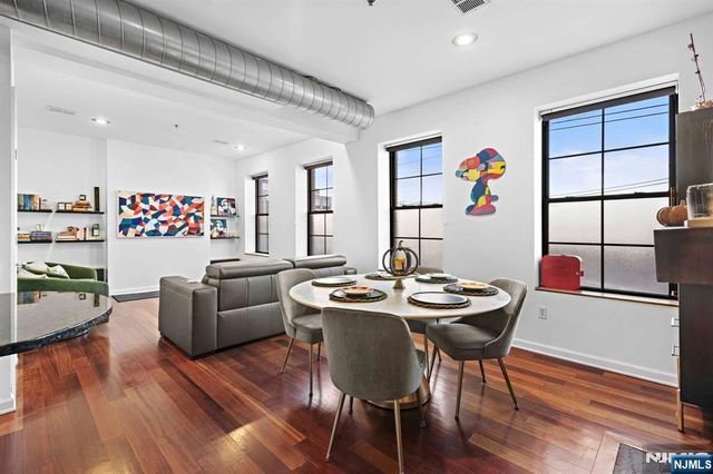 $849,000 | 380 Marin Boulevard, Unit 3R | Powerhouse Arts District