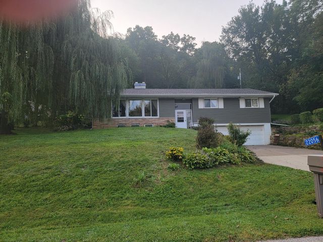 $329,900 | 22056 Pinecrest Road | Winona