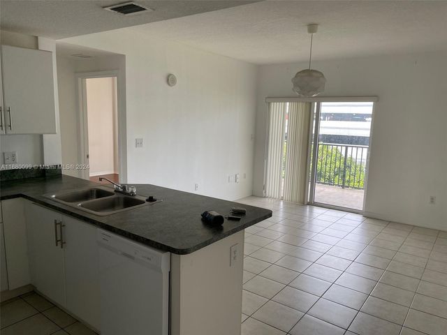 $2,100 | 3410 Coral Way, Unit 803 | Golden Pines