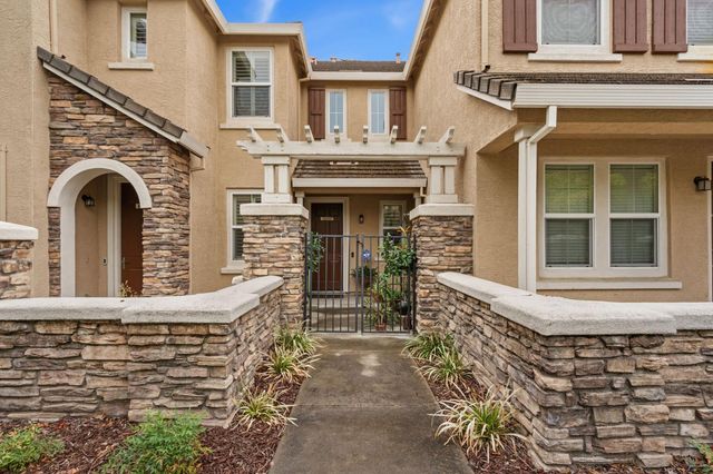 $369,900 | 4059 Innovator Drive, Unit 10101 | Natomas Crossing