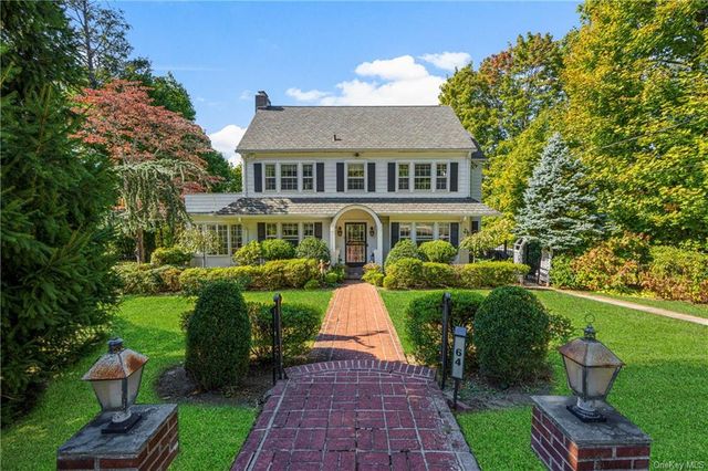 $1,650,000 | 64 Overlook Road | Wykagyl Park