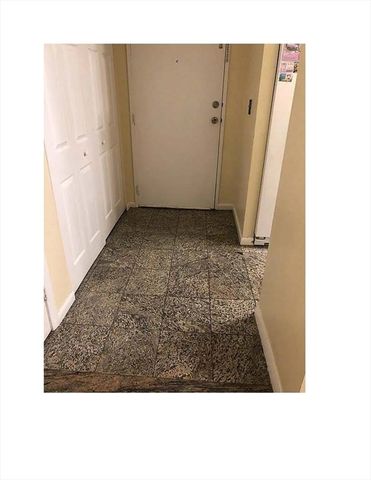 $2,300 | 25 Willis Street, Unit 27 | Framingham Center