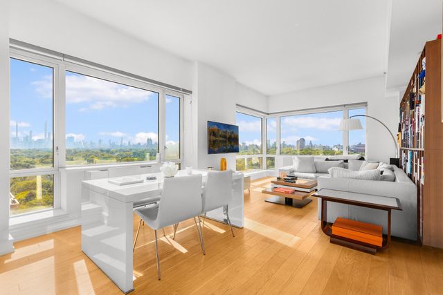 $2,300,000 | 1280 5th Avenue, Unit PHB | Upper Carnegie Hill