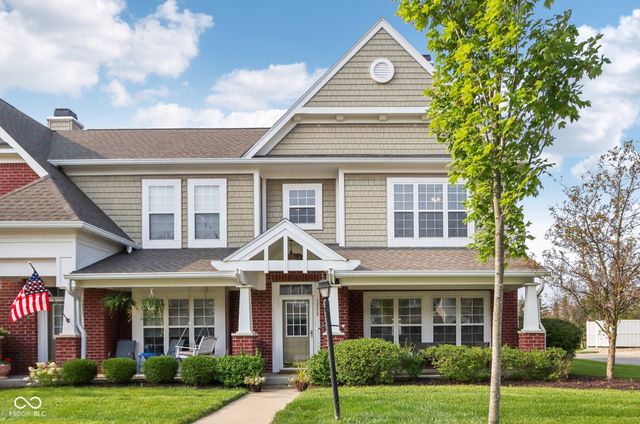 $2,100 | 1229 Middlebury Drive | Centennial Townhome