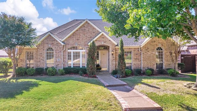 $545,000 | 5812 Sweetbriar Drive | Richardson