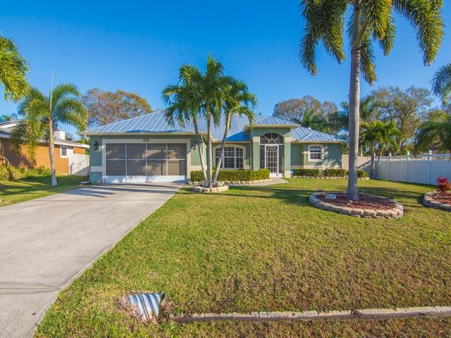 $485,000 | 1531 Southwest Dow Lane | Oak Hammock