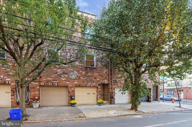 $650,000 | 1724 Bainbridge Street, Unit A | Graduate Hospital