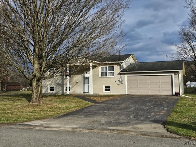 $198,900 | 5615 Deerpath Lane | Cincinnatus