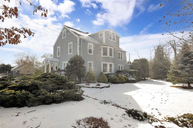 $1,150,000 | 32 Cedar Ave Extension | Islip Hamlet