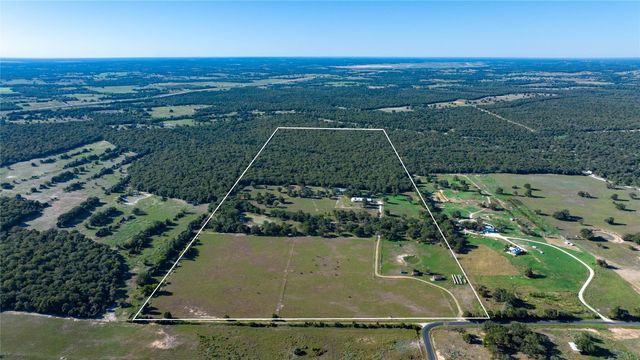 $2,499,900 | 4300 County Road 481