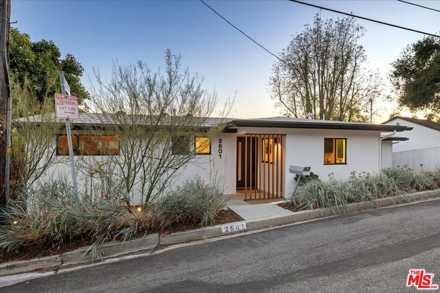 $1,395,000 | 2601 Lake View Avenue | Silver Lake