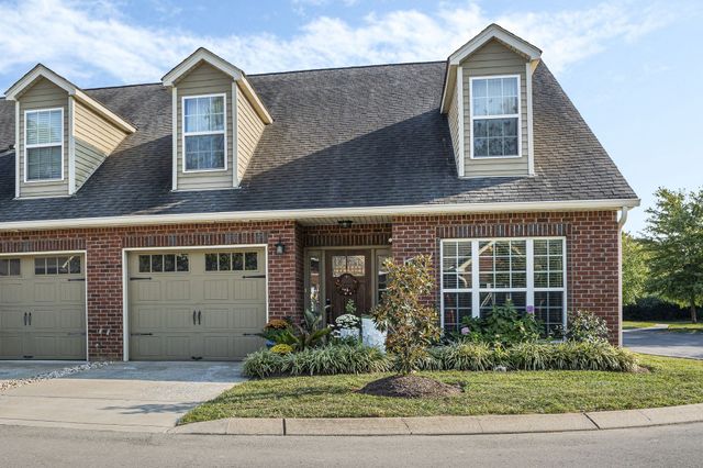 $395,000 | 3017 Whitland Crossing Drive | Donelson