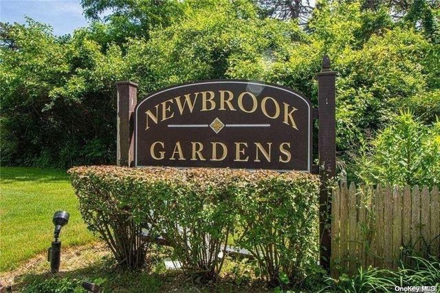 $2,800 | 180 Newbrook Lane, Unit 180 | Bay Shore