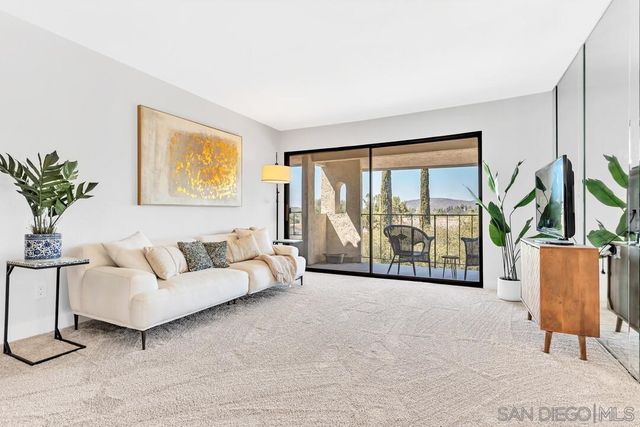 $529,500 | 17607 Pomerado Road, Unit 204 | Rancho Bernardo