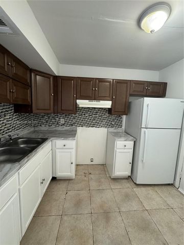 $1,800 | 3700 Northwest 21st Street, Unit 109 | Lauderdale Lakes East Gate