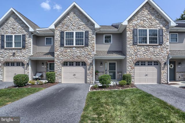 $299,900 | 358 Melbourne Lane | Upper Allen Township - Cumberland County