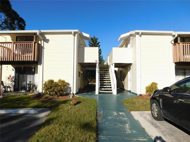 $184,900 | 124 Loblolly Court, Unit C | Oldsmar