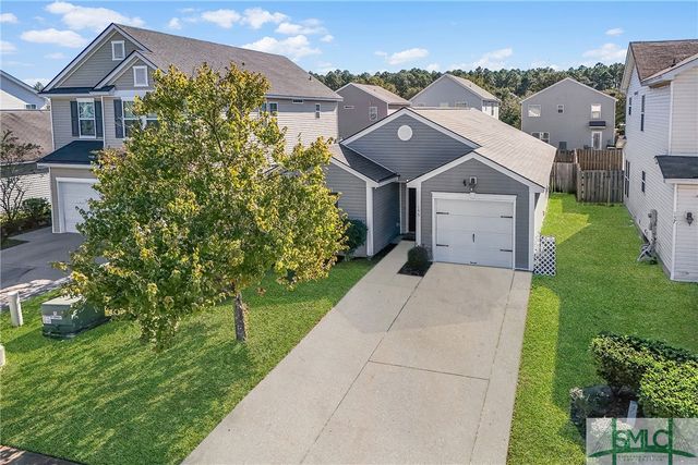 $289,900 | 155 Lake Pointe Drive | Spring Lake