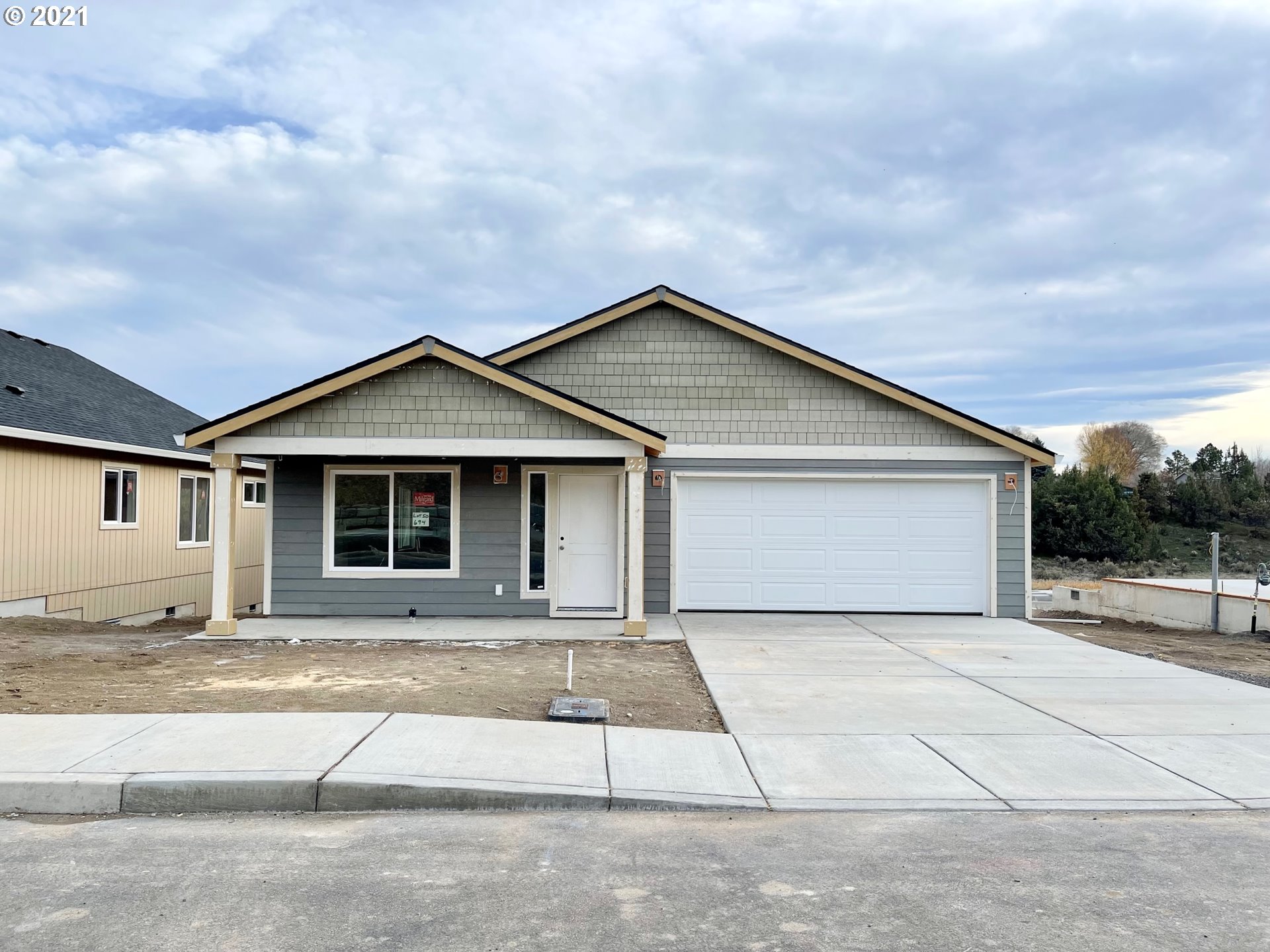 694 Northeast Brookstone Drive Prineville OR 97754 Compass