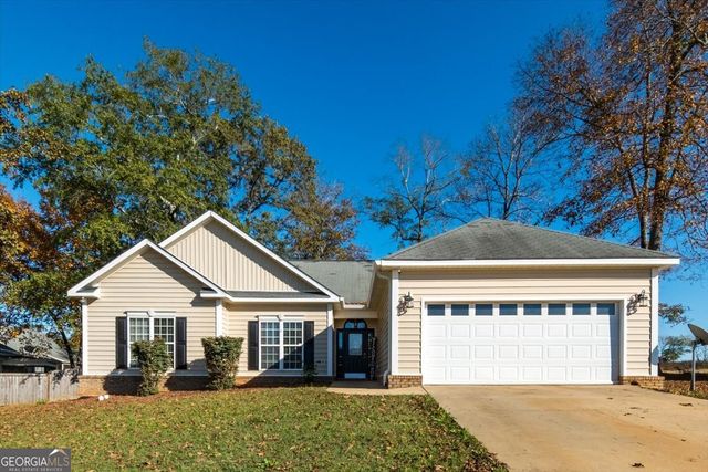 $240,000 | 302 Appling Way | Warner Robins