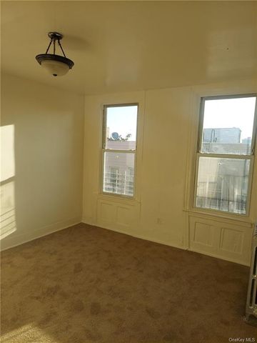 $2,350 | 3342 Decatur Avenue, Unit 3 | Norwood