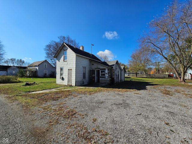 $104,900 | 108 South Center Street | Maxwell