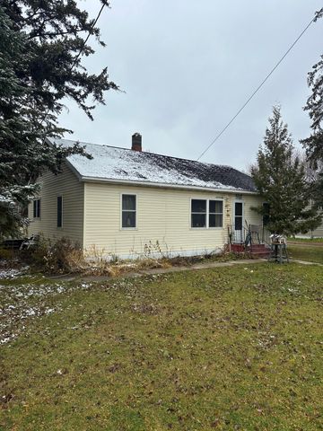 $99,000 | 412 2nd Street Northwest | Baudette