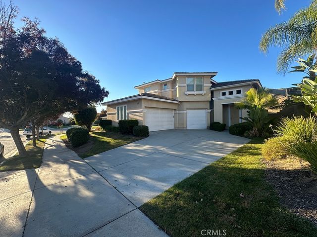 $649,900 | 34046 Castle Pines Drive | Central Yucaipa