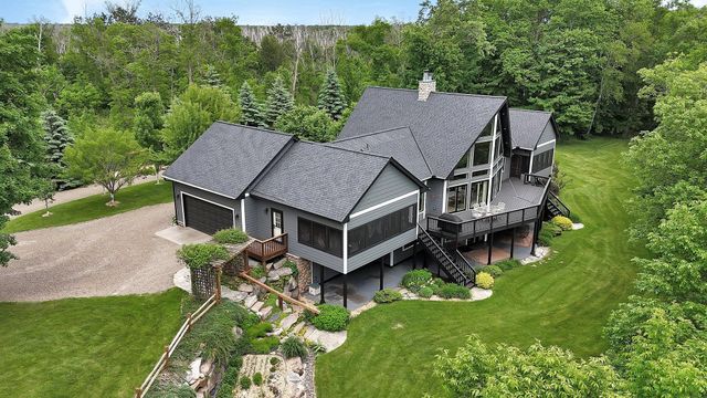 $1,899,000 | 4767 Walnut Road | East Side Township - Mille Lacs County