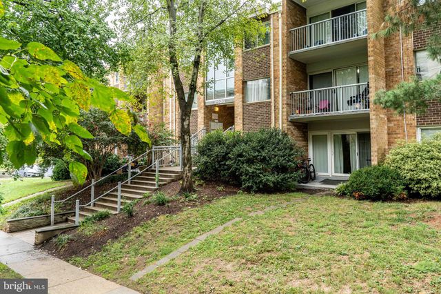 $234,900 | 2906 Kings Chapel Road, Unit 11 | Yorktowne Square Condominiums