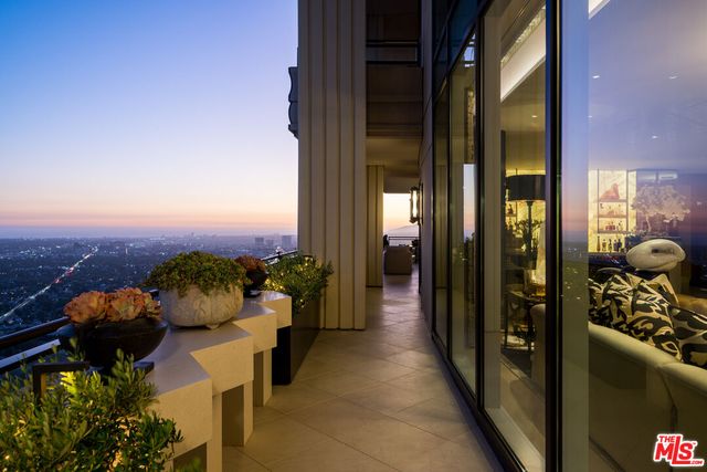 $50,000,000 | 1 West Century Drive, Unit PH39 | Century City