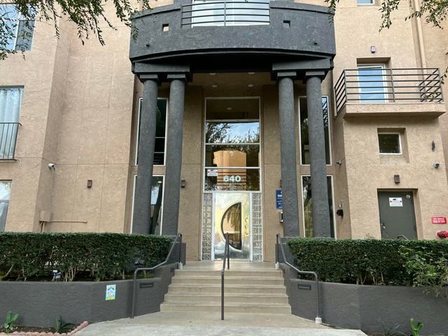 $590,000 | 640 West 4th Street, Unit 205 | Downtown Long Beach