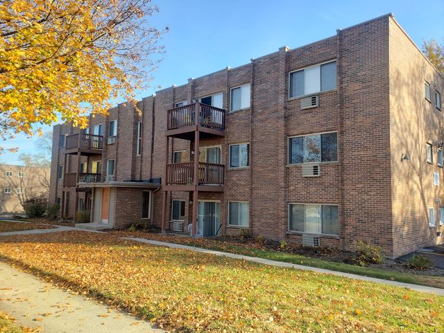 $1,700 | 717 Strom Drive, Unit 3D | Dundee Highlands