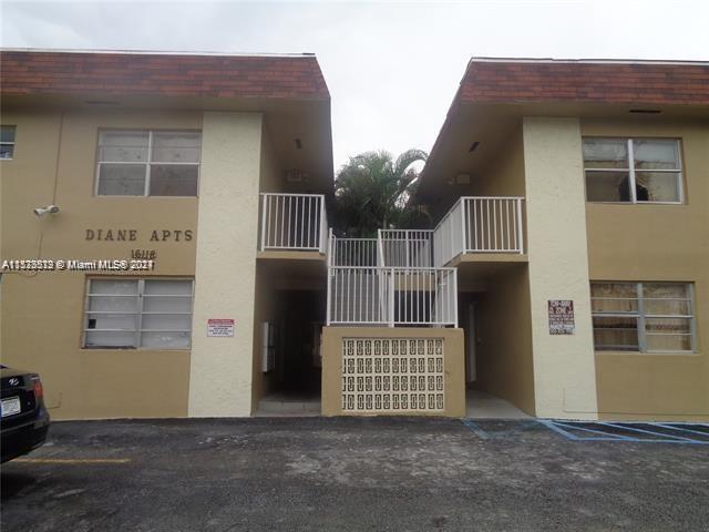 a view of front door of house