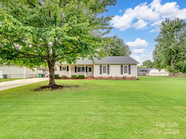 $439,900 | 12005 Charing Grove Lane | Griers Fork