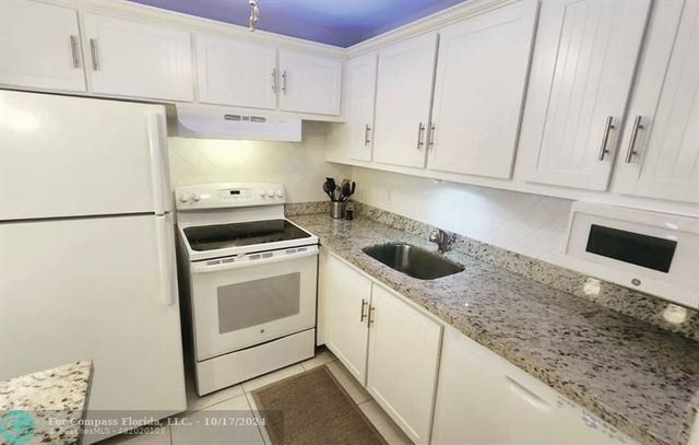 $165,000 | 1017 Cambridge A, Unit 1017 | West Deerfield Beach