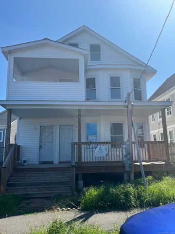 $2,300 | 208 5th Street | East End