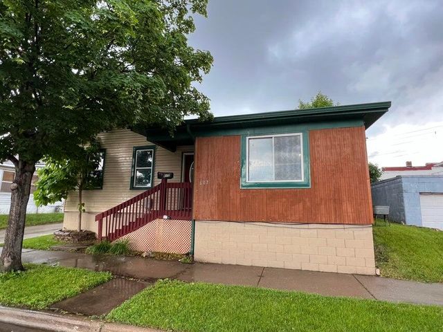 $179,900 | 617 Windsor Street | North Lacrosse