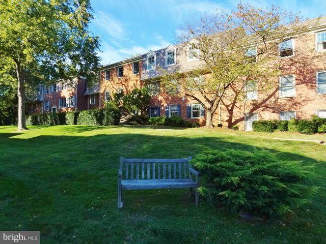 $159,900 | 5974 Westchester Park Drive, Unit 301