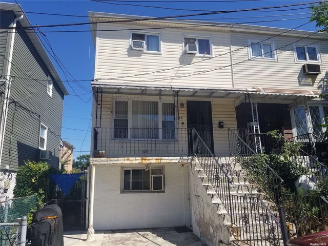 $570,000 | 15 Williams Court | Far Rockaway