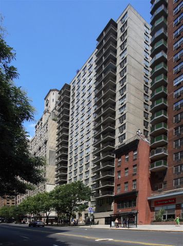 $4,600 | 115 East 34th Street, Unit 2003 | Murray Hill