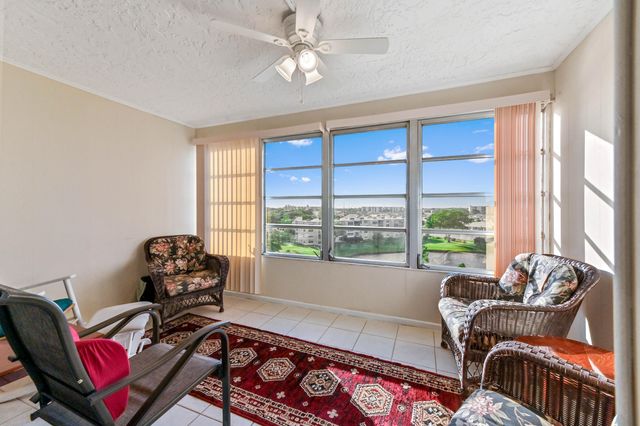 $149,000 | 14623 Bonaire Boulevard, Unit 704 | Villages of Oriole