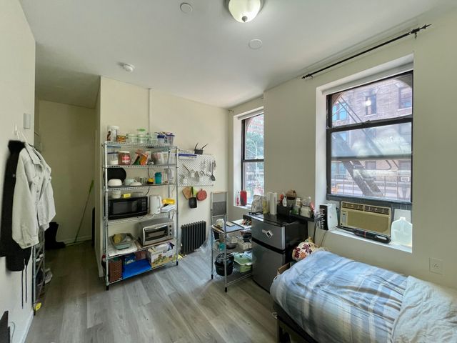 $2,095 | 201 West 95th Street, Unit 304 | Upper West Side