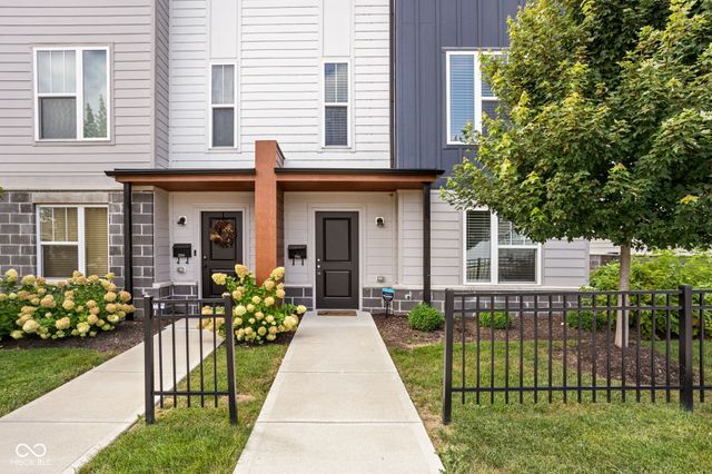 $2,100 | 2941 Bolton Square Boulevard | Eagledale