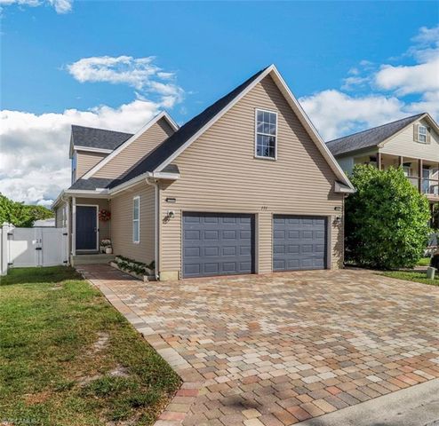 $440,000 | 373 Leawood Circle | Leawood Lakes